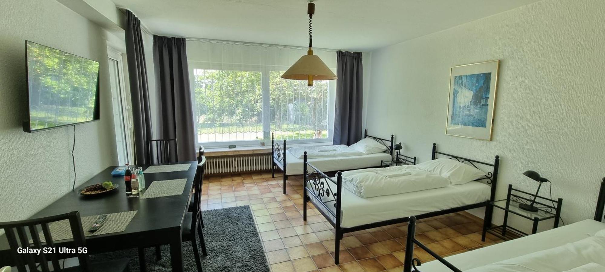 Bookiing Bungalow Kassel Lohfelden Bagian luar foto